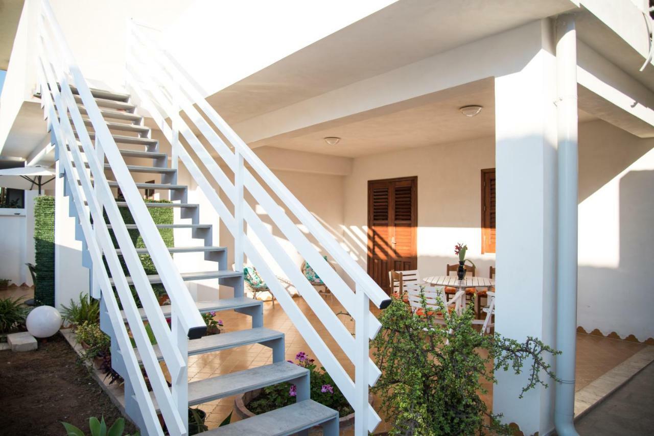 Casa Vacanze Albora Punta Secca Exteriör bild